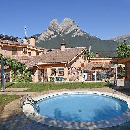 Bungalows Del Camping Pedraforca Салдас Екстер'єр фото
