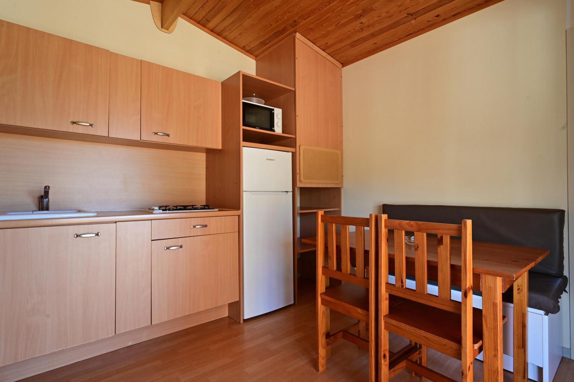 Bungalows Del Camping Pedraforca Салдас Номер фото