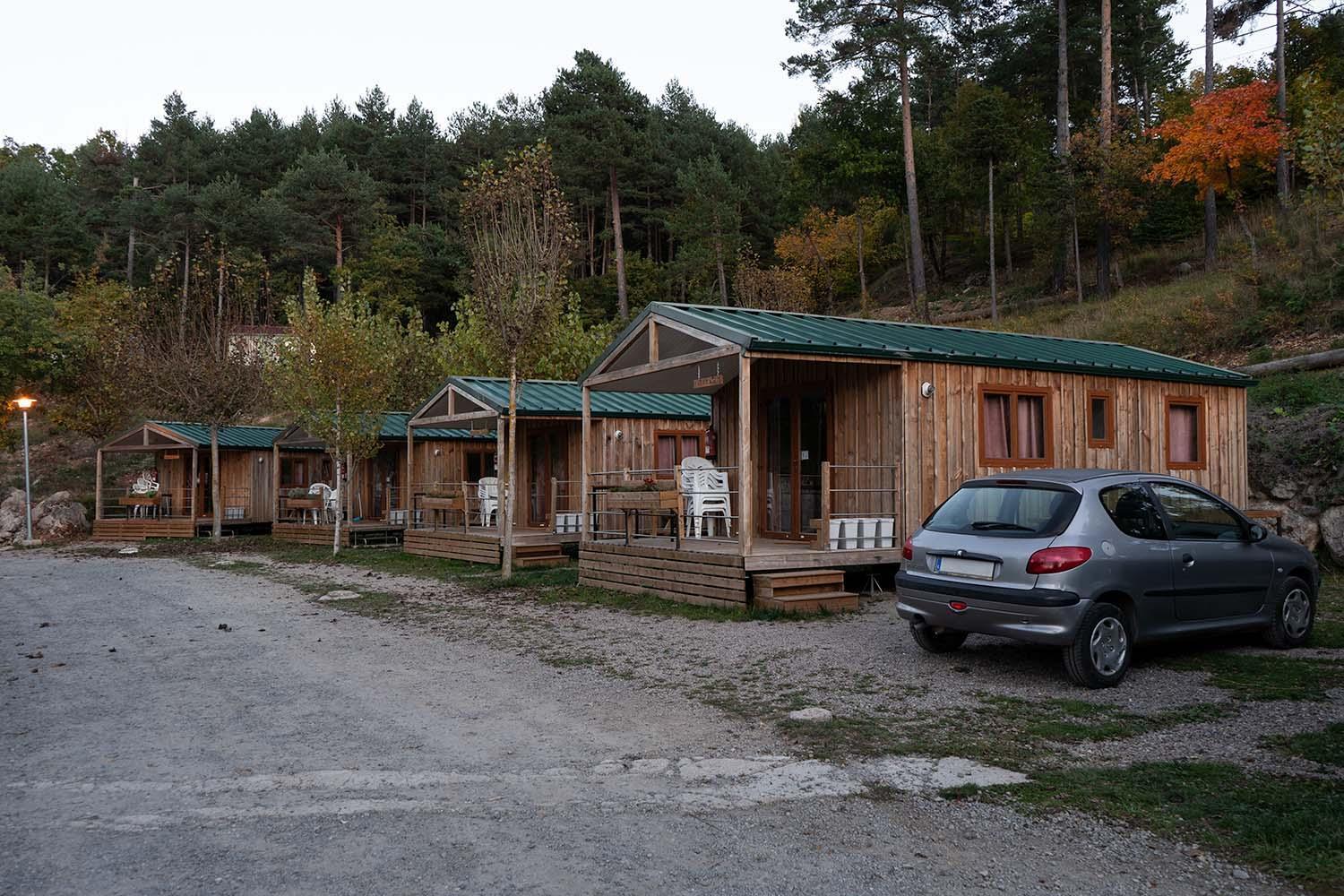 Bungalows Del Camping Pedraforca Салдас Номер фото